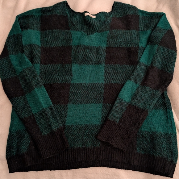 Maurices Green and Black Checkered Crewneck Sweater - Picture 1 of 4